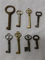 Large furniture keys (8)