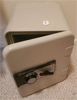 Sentry 1250 Combination Safe With Combo