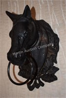 (S1) Cast Iron Horse Head Wall Mounted Hitch