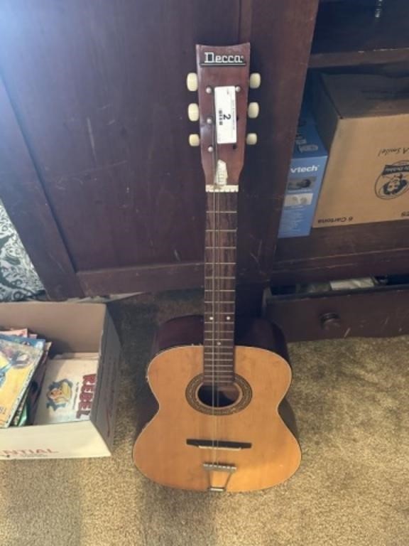 Decca Acoustic Guitar