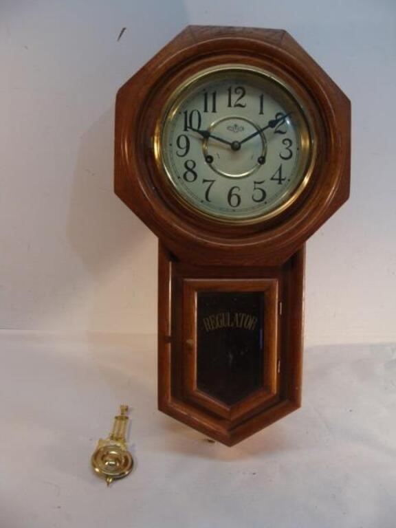 Windup Regulator Clock