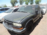 2000 Chevrolet S-10 1GCCS19W8Y8254153 Black