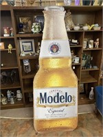 Modelo Beer Advertising & Beer Tin