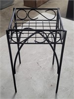 Black Metal Plant Stand