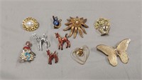 Brooches/pins