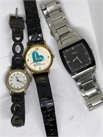 Group of watches, one Kenneth Cole with metal