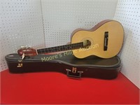 Hondo Youth Guitar with Case