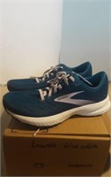 Brooks "Launch 7"  Womens shoes (Size 7.5)