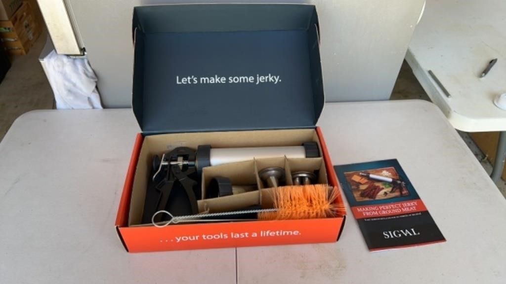 Signal Jerky Maker  Kit new in box