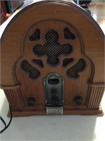 Lot Of One Collectible Radio