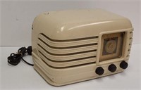 1941 Crosley Model 52 TE Tube Type Radio