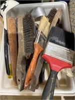 WIRE BRUSHES AND PAINT BRUSHES