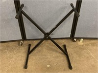 On Stage Aluminum Folding Keyboard Stand