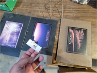 3 GLASS PIC FRAMES