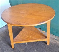 Round circular occasional table