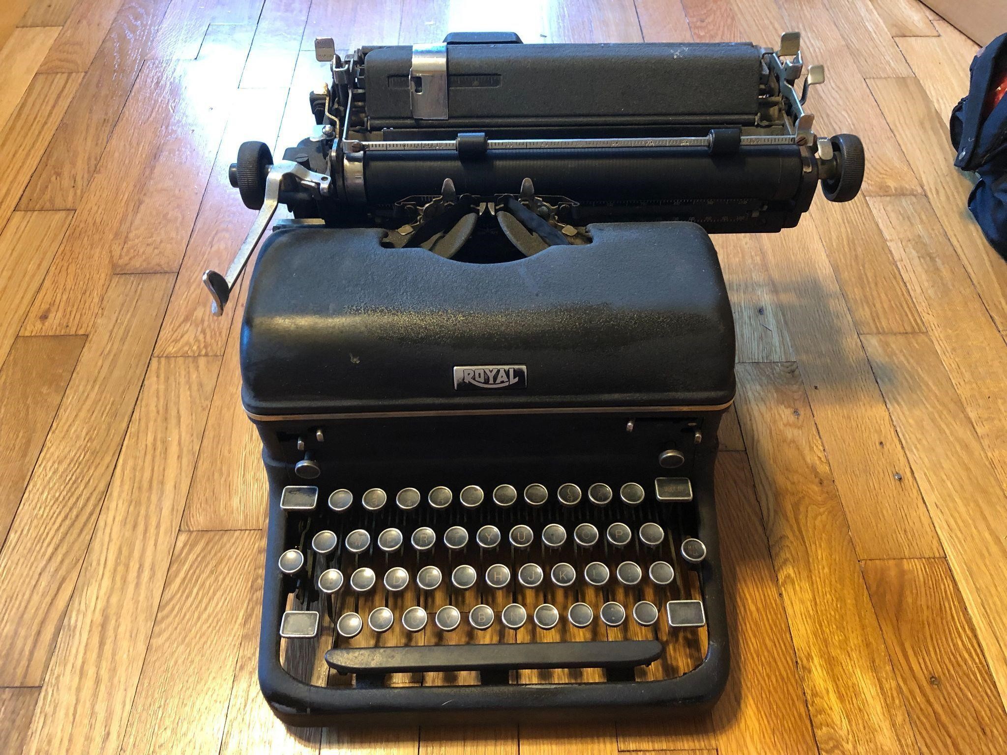 1930s Royal Typewriter