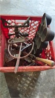 Crate lot with some garden shovels, cast-iron