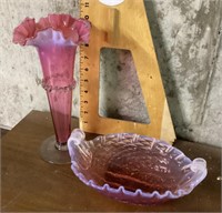 Opalescent cranberry glassvase and dish