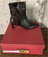 Vaneli women's boots Size 7.5