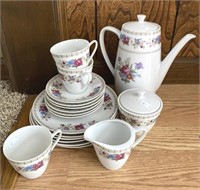 Queen Fine Porcelain Tea Set