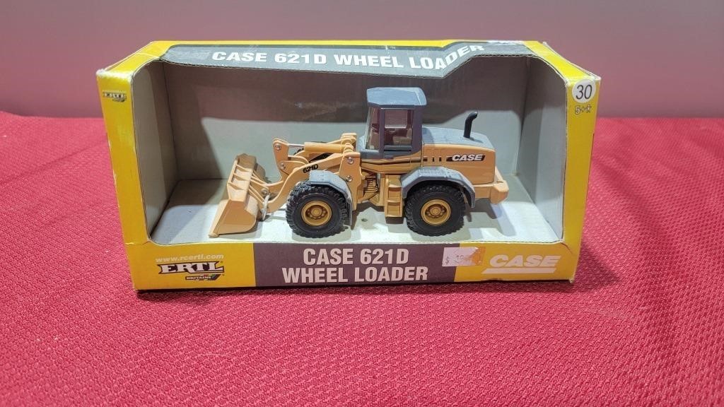 Nib ertl case diecast loader