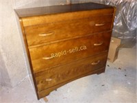 Vintage Chest of Drawers