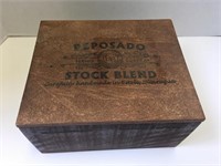 Reposado Brown Wooden Cigar Box