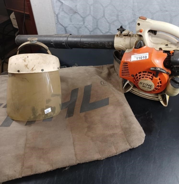 Stihl SH55 leaf blower, bag, and face shield