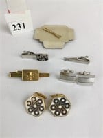 GROUP OF MEN’S CUFFLINKS AND TIE BARS