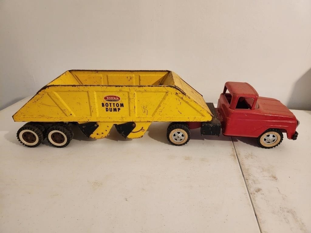 Vintage Tonka Bottom Dump Truck