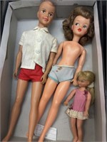 Vntg Dolls Family (1960s?)