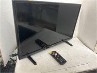 Small TV w/ Remote - Works