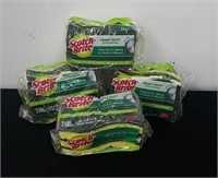 Four new packages of Scotch-Brite heavy duty