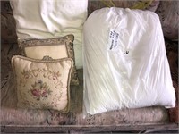 Throw Pillows ~ Curtains ~ Full Mattress Pad & Ms