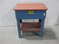 21"x 30.75"x 34.75" Tool/Parts Cleaning Station