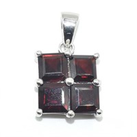 Silver Garnet(1.95ct) Pendant