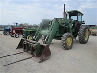 John Deere 4440 w/John Deere 280 Loader,