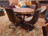 Round Kitchen Table & 4 Chairs