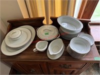 40 Pc Noritake Silver Lane China