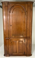 Pine corner cupboard, architectural, fluted