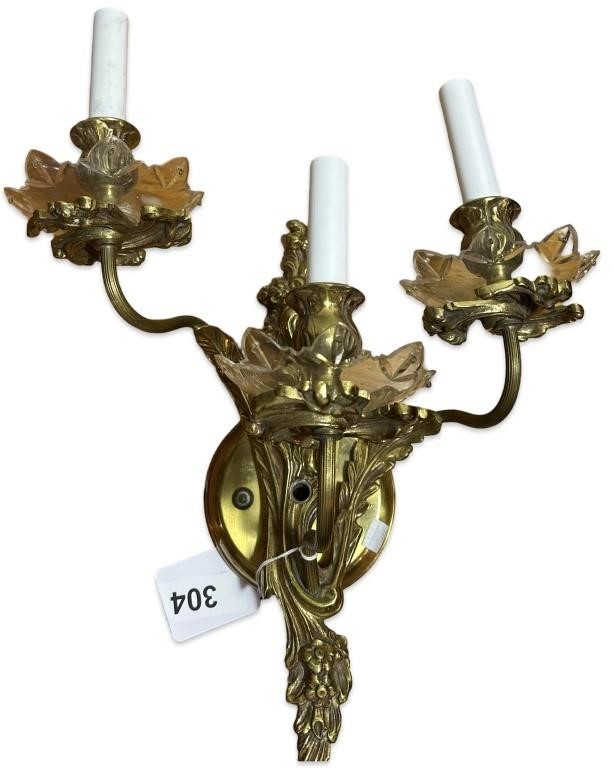 Vintage Brass French Acanthus Style Wall Sconce