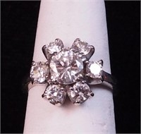 A 14K woman's white gold ring with