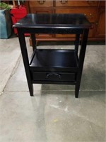 Beautiful Pier 1 Wood Side table with Drawer