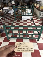Antique iron bed full size green
