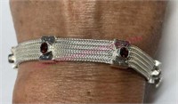 New Sterling silver garnet bracelet (19.2)