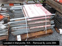 LOT, ASSORTED TRAFFIC SIGNS ON THIS PALLET