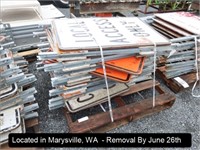LOT, ASSORTED TRAFFIC SIGNS ON THIS PALLET