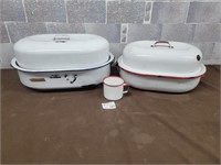 Vintage enamel turkey pans and cup