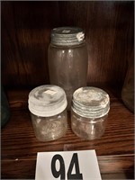 Vintage Jars With Zinc Lids(Den)