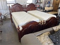 PAIR OF ANTIQUE TWIN BEDS WITH MATTRESSES AND B